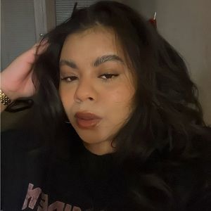 Meet your Posher, Kiara